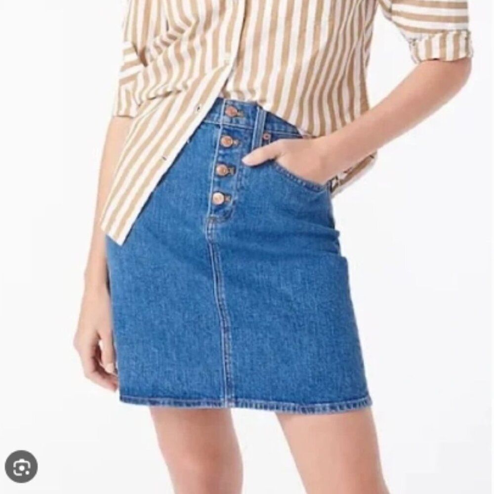 Like New! J Crew Button Front Blue Denim Skirt Blue High Waist in Size 27